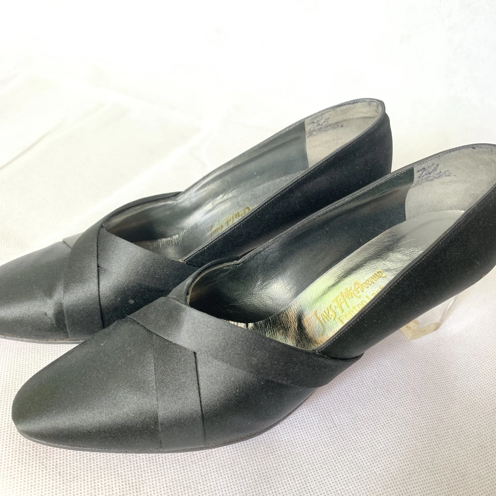 1960s Black Kitten Heel Pumps in Black Satin with a Lucite Heel. Made for Saks Fifth Avenue.